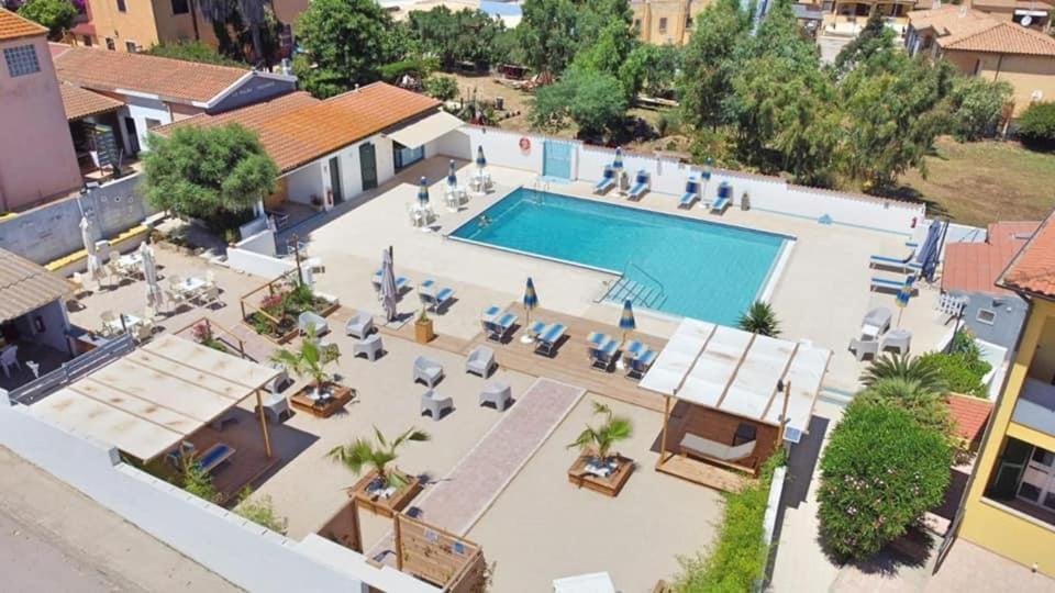Le Palme Holidays Palmadula Exterior photo